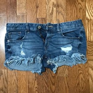 Shortie Low Rise Express Denim Shorts